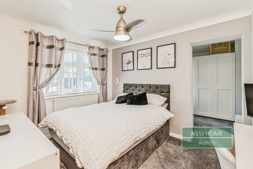 Additional image 13 of 4 bed detached bungalow for saleCanford Avenue, Wickford SS12