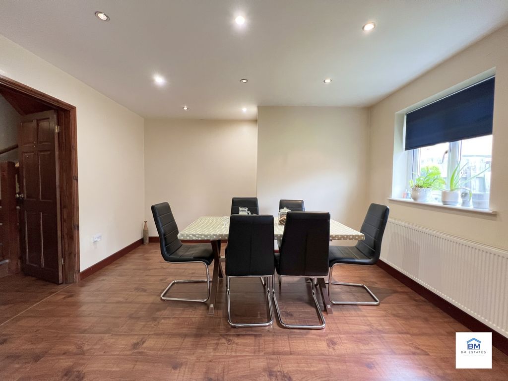 Additional image 6 of 5 bed semi-detached house for saleCoombe Rise, Oadby LE2