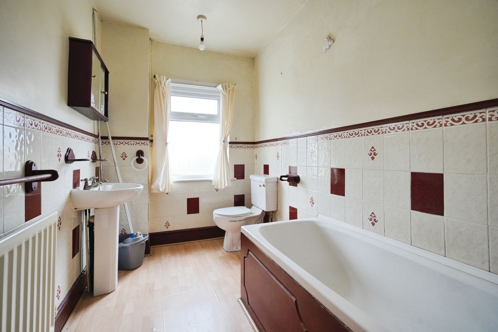 Additional image 10 of 2 bed terraced house for saleOxford Street, Coalville, Leicestershire LE67