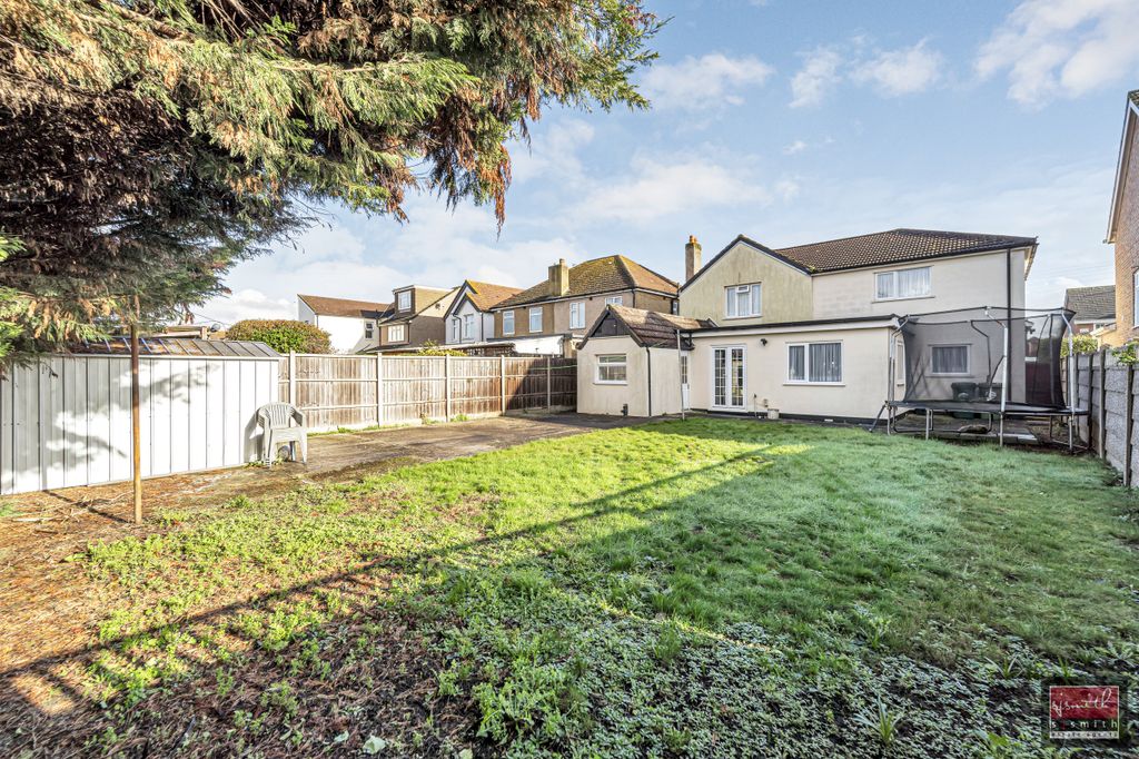 Additional image 18 of 4 bed detached house for saleWarwick Road, Ashford TW15