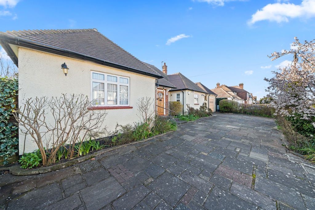Additional image 22 of 3 bed detached house for saleKingsmead Avenue, Worcester Park KT4