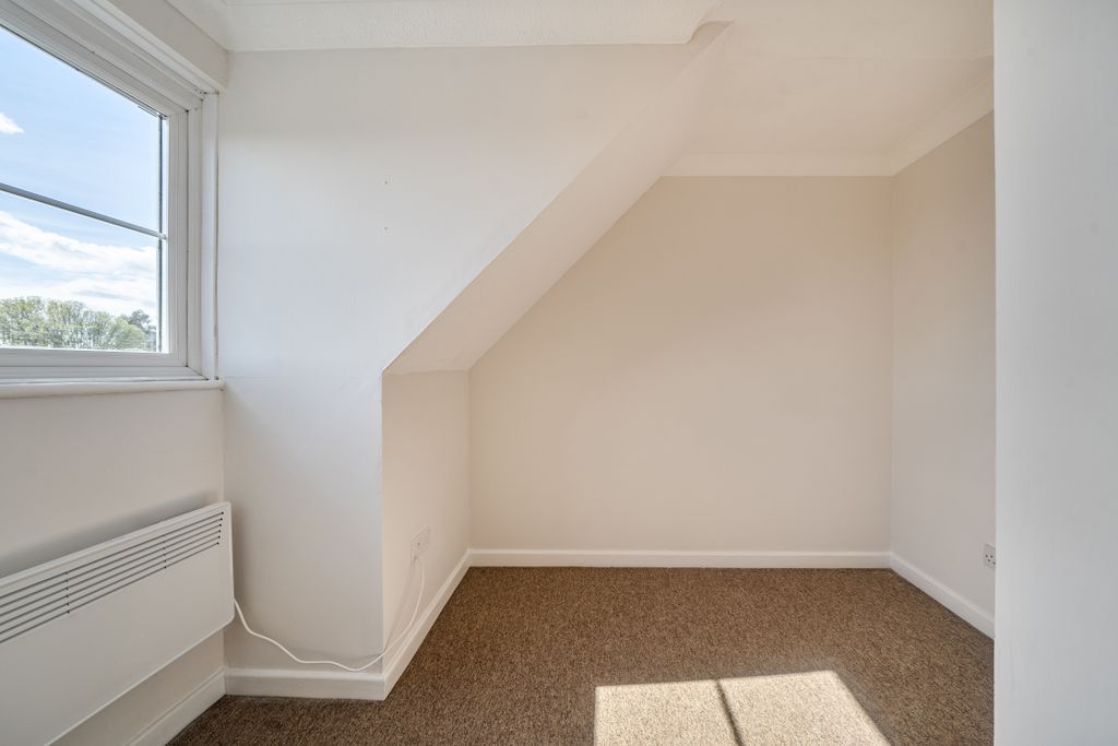 Additional image 6 of 2 bed flat for saleKitchener Road, Southampton SO17