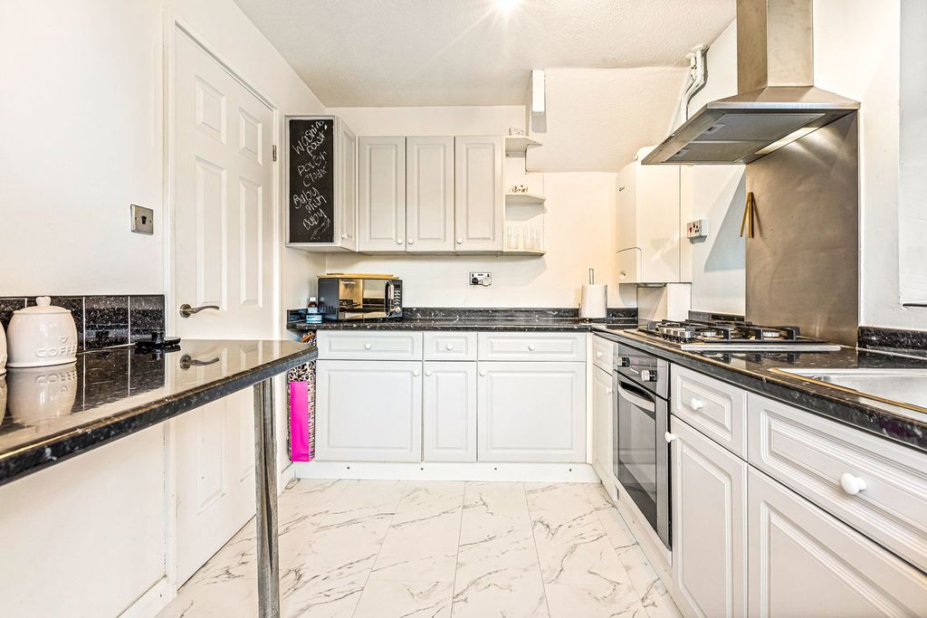 Additional image 6 of 3 bed semi-detached house for saleFerrers Croft, Barlestone, Nuneaton CV13