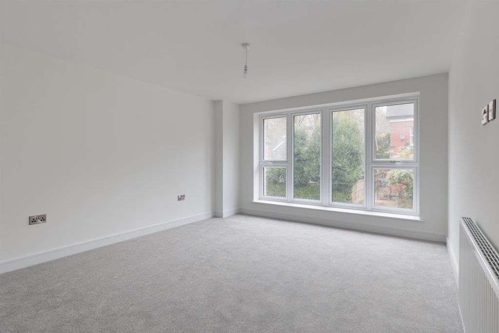 Additional image 20 of 5 bed detached house for saleSidmouth Avenue, Newcastle Under Lyme ST5