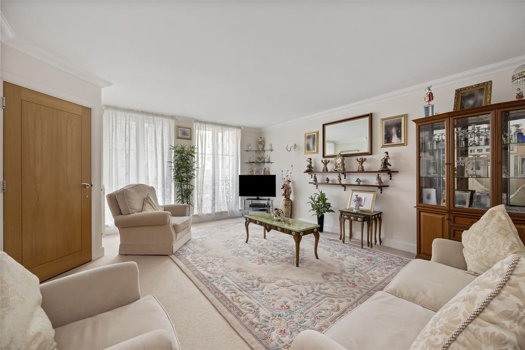 Additional image 7 of 2 bed flat for saleSteyne Gardens, Worthing BN11