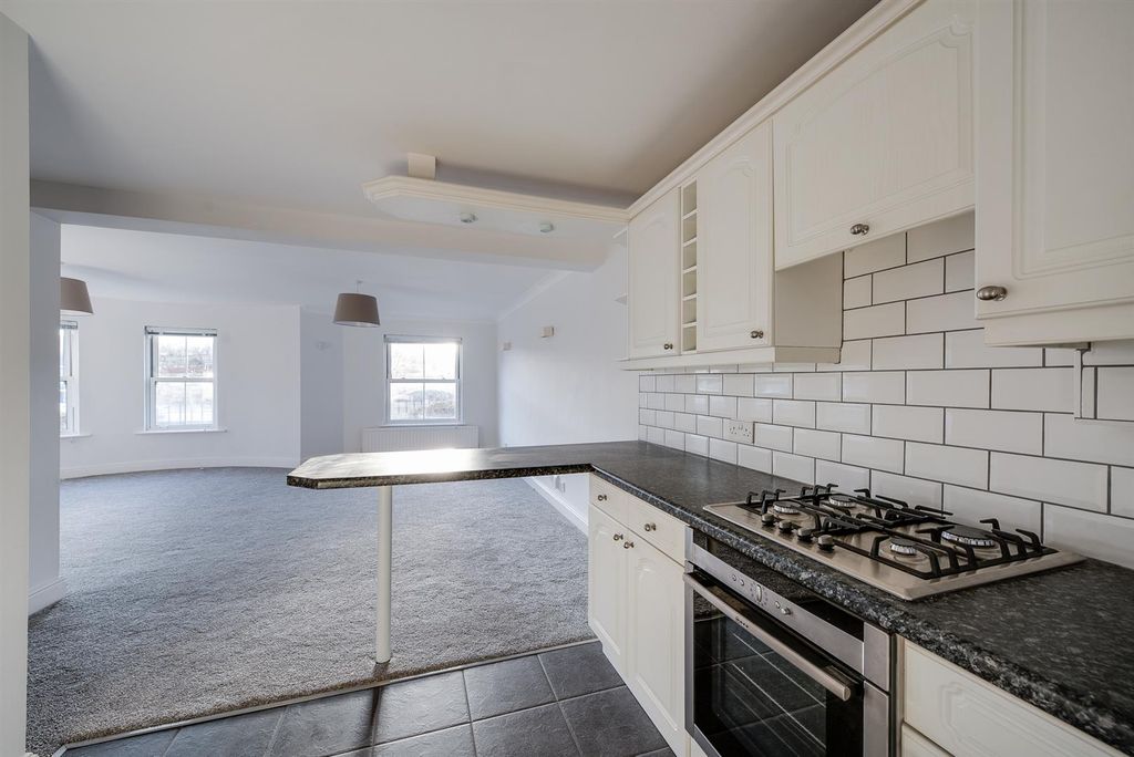 Additional image 9 of 2 bed flat for saleWhite Hart Road, Portsmouth PO1