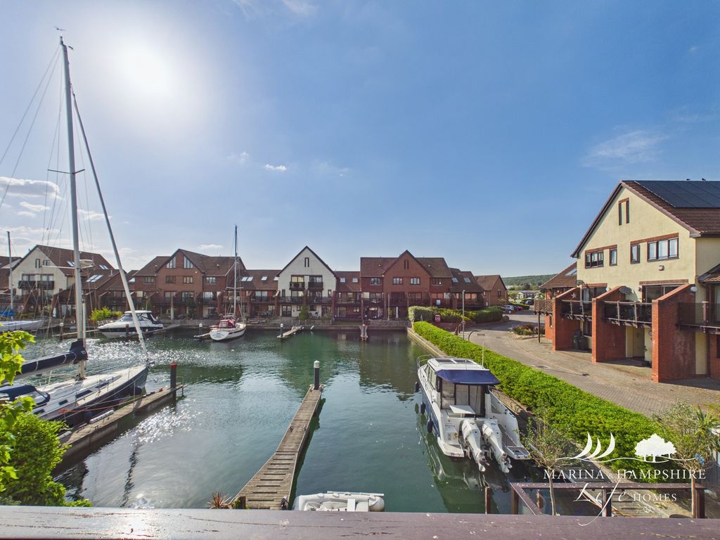 Additional image 11 of 4 bed town house for saleNewlyn Way, Port Solent PO6