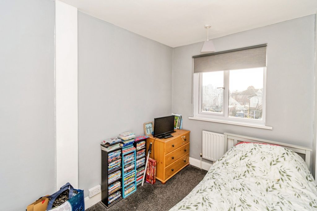 Additional image 12 of 3 bed semi-detached house for saleWarren Crescent, Southampton, Hampshire SO16