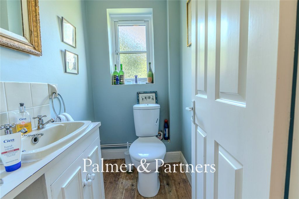 Additional image 9 of 4 bed detached house for saleIpswich Road, Woodbridge, Suffolk IP12