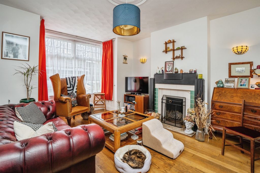 Additional image 3 of 3 bed semi-detached house for saleCopnor Road, Portsmouth PO3