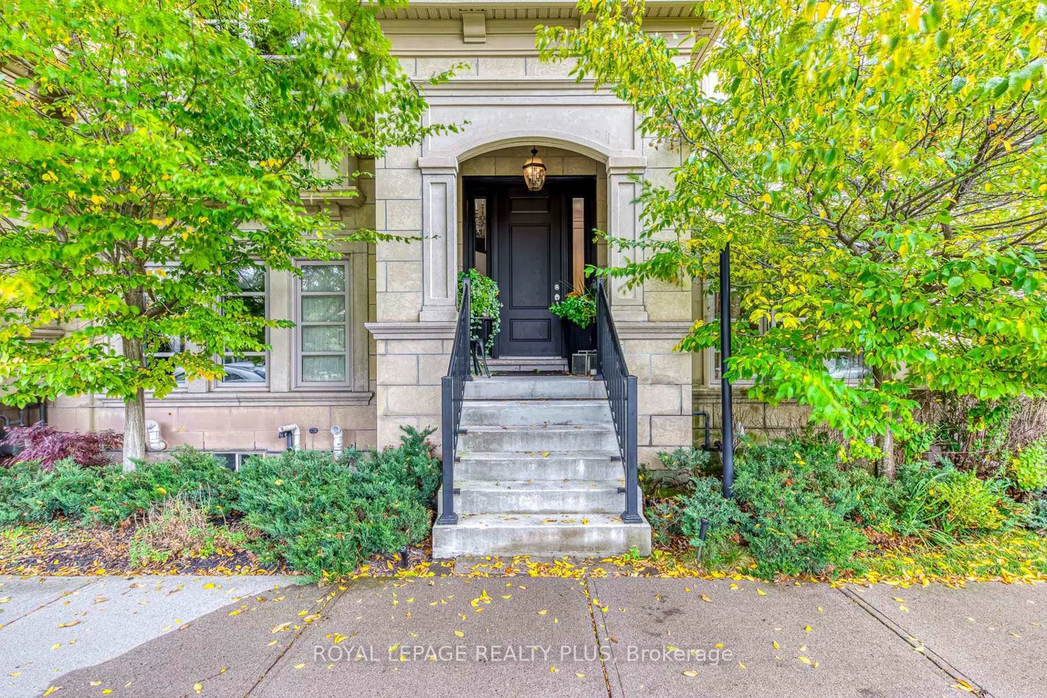 Additional image 2 of 221 Hanover Street