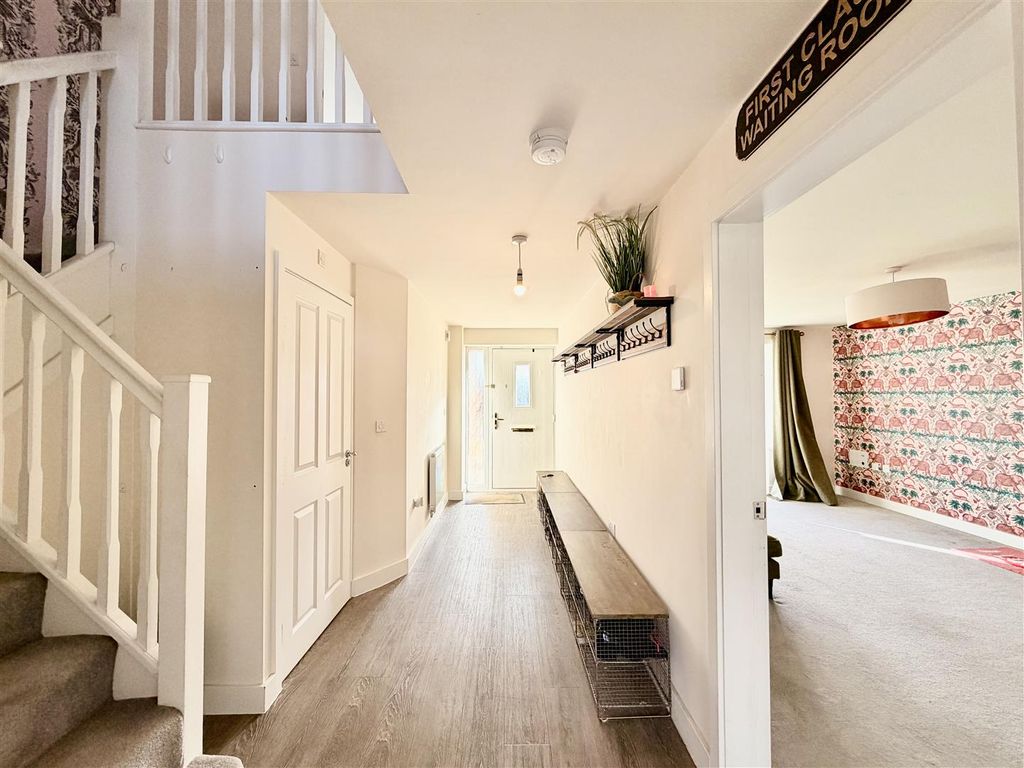 Additional image 2 of 4 bed detached house for saleStanley Drive, Sileby, Loughborough LE12
