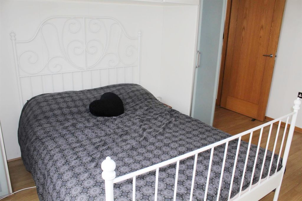 Additional image 11 of 2 bed flat for salePortland Street, Southampton SO14