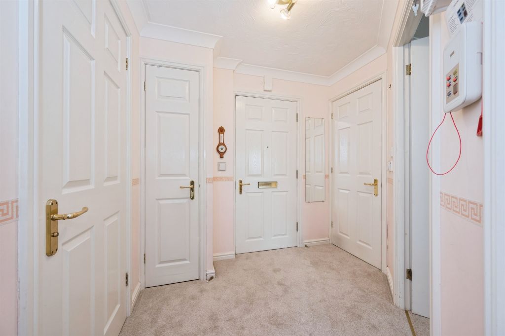 Additional image 2 of 1 bed flat for saleOakley Road, Southampton SO16