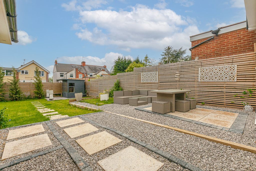 Additional image 27 of 3 bed detached house for salePine Road, Glenfield LE3