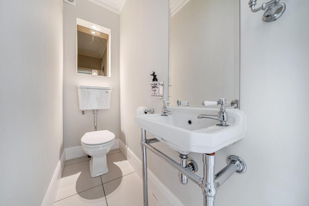 Additional image 8 of 3 bed property for saleLangstone Road, Portsmouth PO3