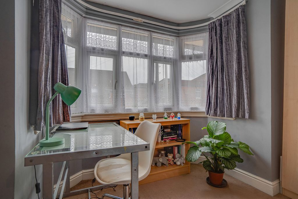 Additional image 12 of 3 bed detached house for saleCedar Road, Southampton SO14