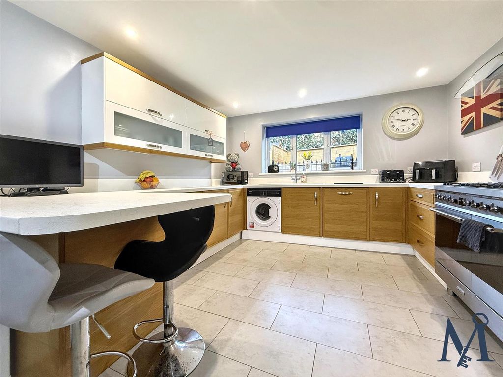 Additional image 5 of 4 bed property for saleChapman Close, Barlestone, Nuneaton CV13