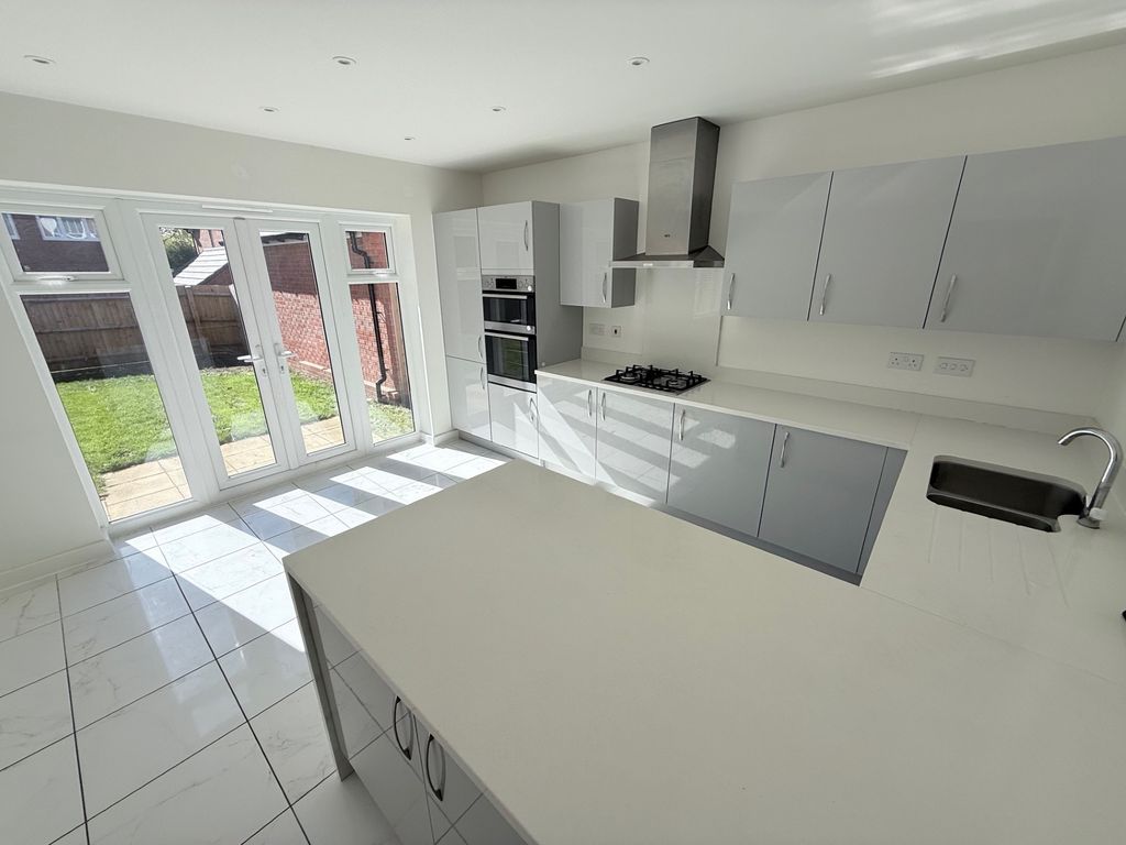 Additional image 5 of 4 bed detached house for saleWeston Rise, Oadby LE2