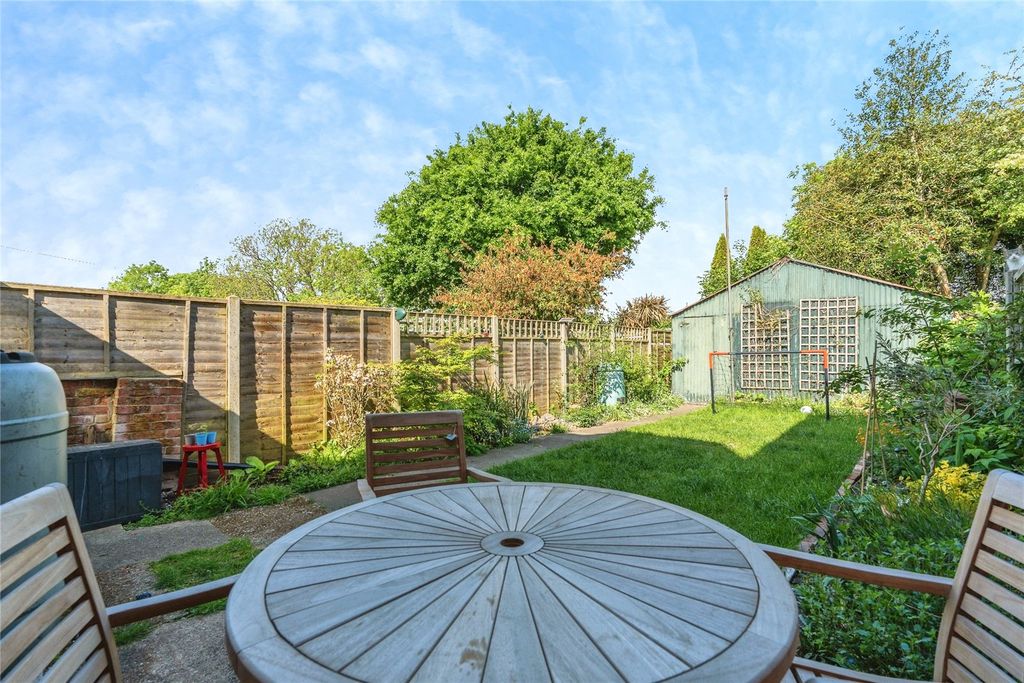 Additional image 20 of 4 bed semi-detached house for saleSuffolk Avenue, Shirley, Southampton, Hampshire SO15