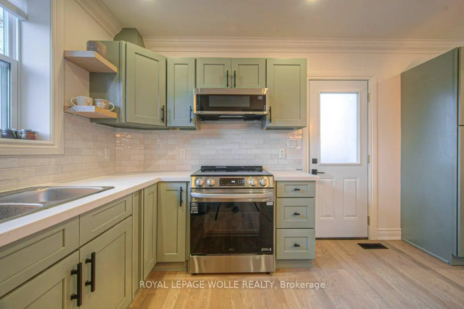 Additional image 8 of 30 Dunbar Road