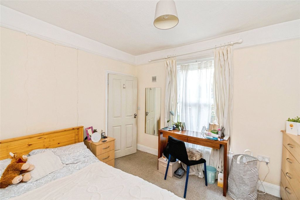 Additional image 8 of 5 bed detached house for saleOsborne Road North, Portswood, Southampton, Hampshire SO17