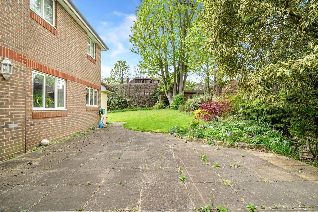 Additional image 37 of 5 bed detached house for saleCampion Gardens, Woodford Green IG8