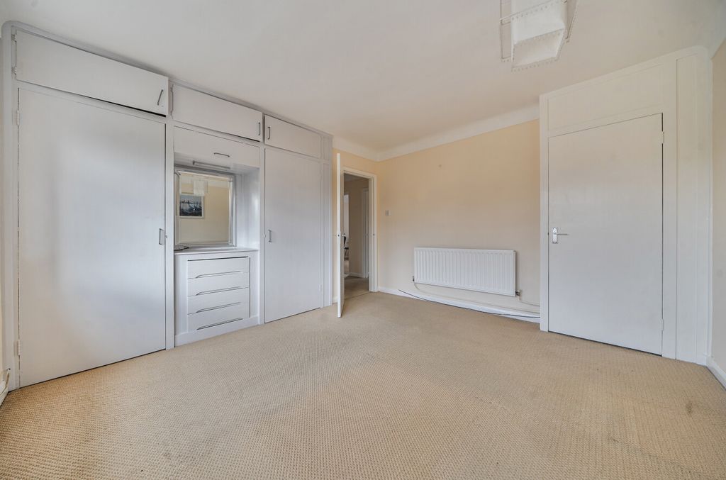 Additional image 9 of 2 bed flat for saleLeigh Road, Highfield, Southampton, Hampshire SO17