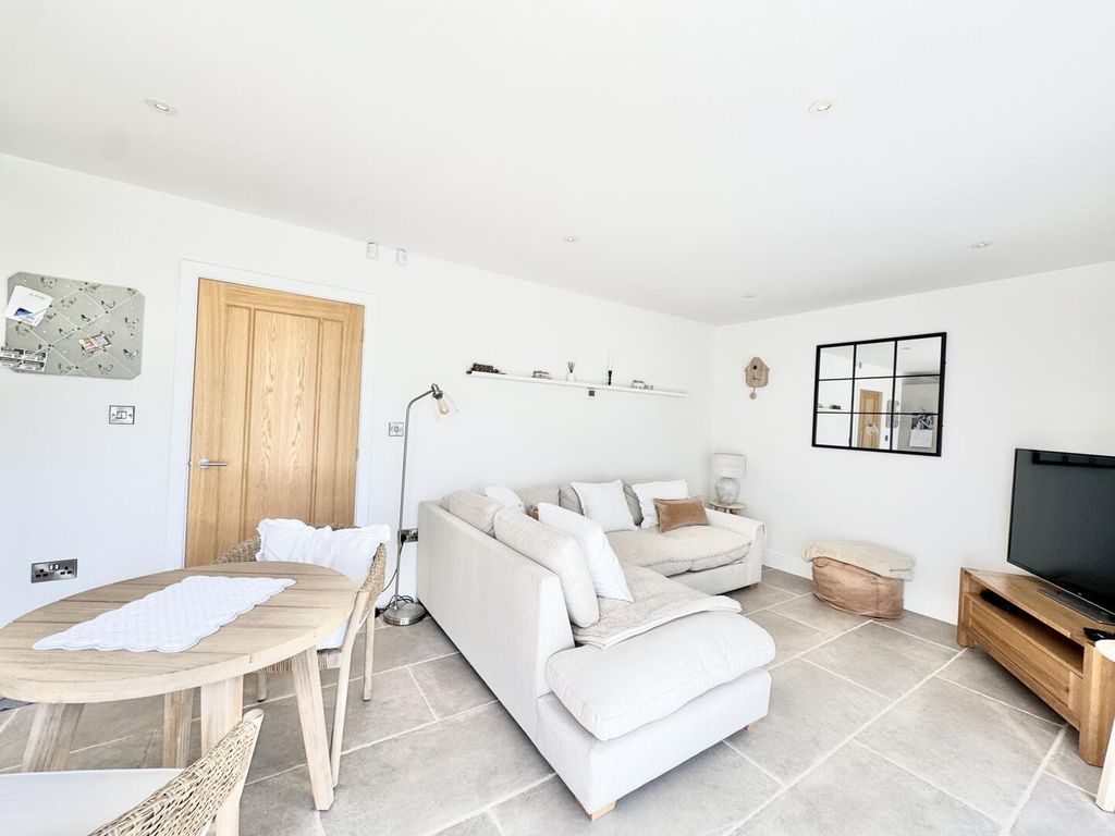 Additional image 4 of 2 bed semi-detached bungalow for saleThree Pots Lane, Gilmorton, Lutterworth LE17