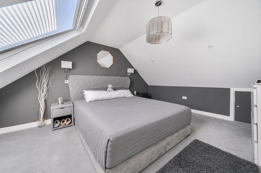 Additional image 16 of 3 bed semi-detached house for saleSaxon Shore Road, Portsmouth PO6