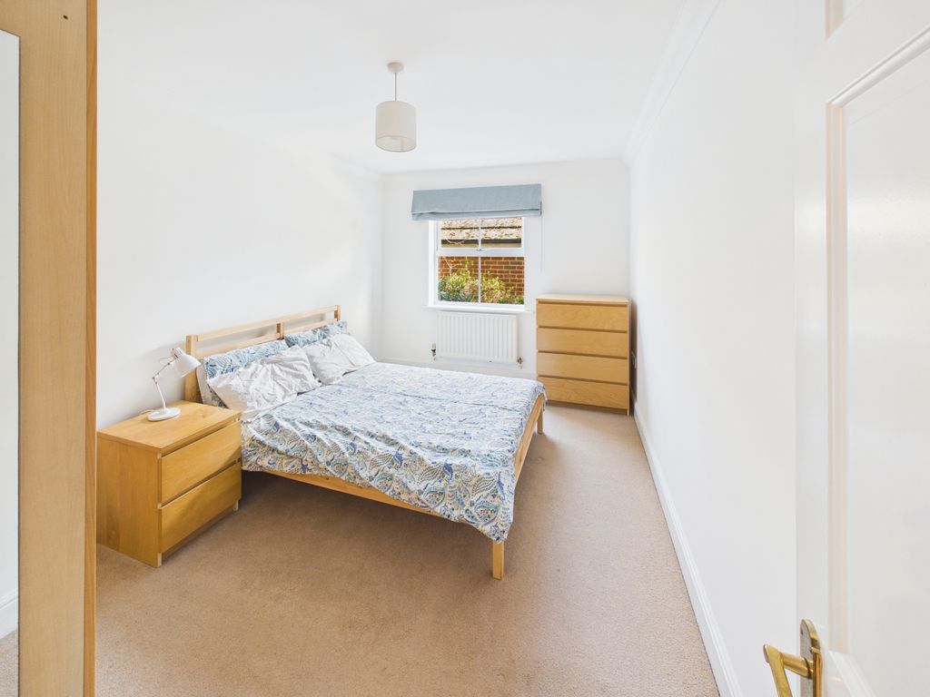 Additional image 5 of 2 bed flat for saleChandler Court, Rose Road, Southampton SO14