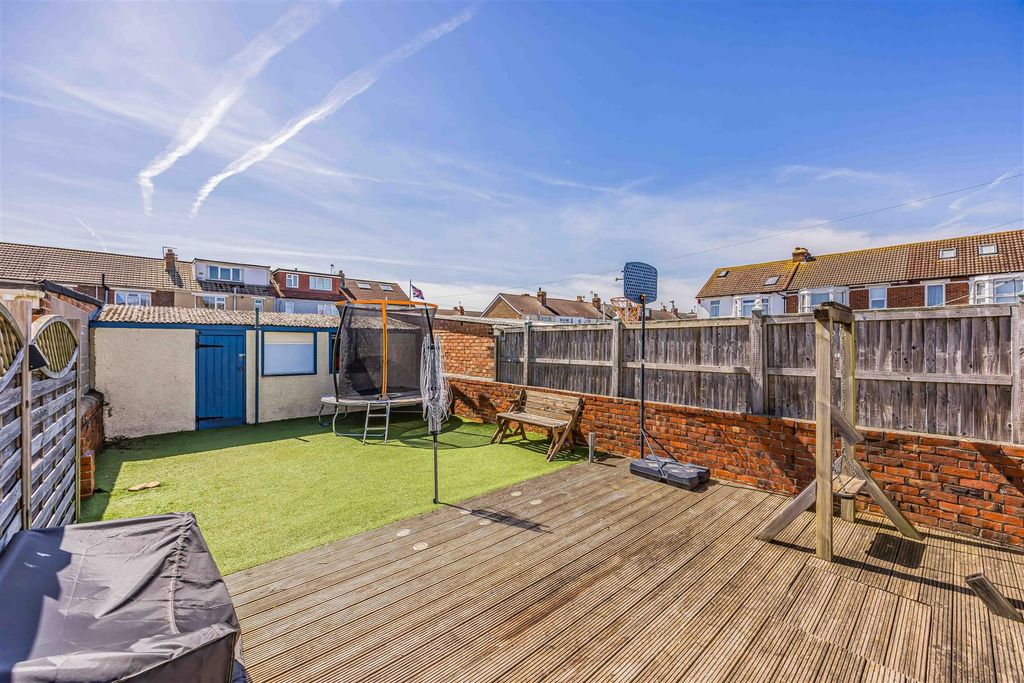 Additional image 23 of 4 bed terraced house for saleCedar Grove, Portsmouth PO3