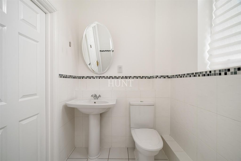 Additional image 12 of 4 bed flat for saleDevonshire House, Repton Park, Woodford Green IG8
