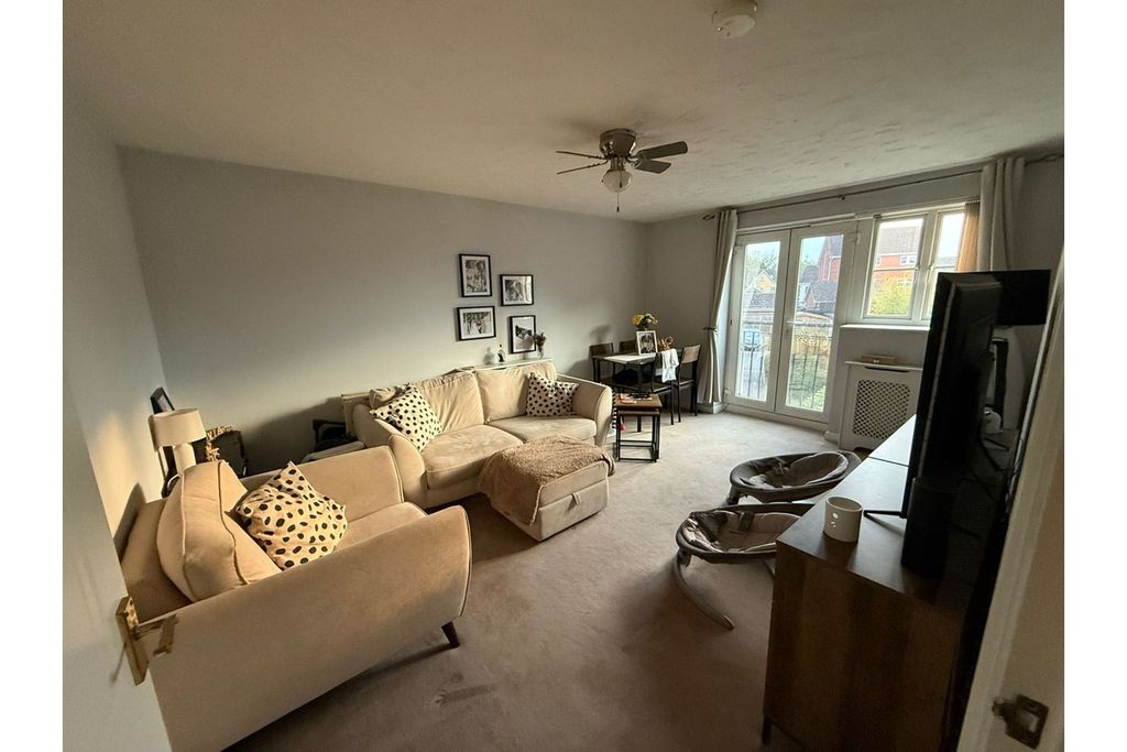 Additional image 8 of 2 bed flat for saleBrowning Drive, Wickford SS12