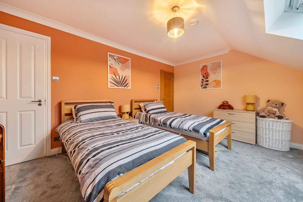 Additional image 12 of 3 bed property for saleBryher Island, Port Solent PO6