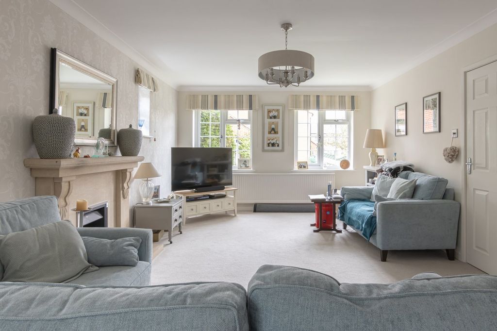 Additional image 6 of 4 bed detached house for saleWakes Close, Dunton Bassett, Lutterworth LE17