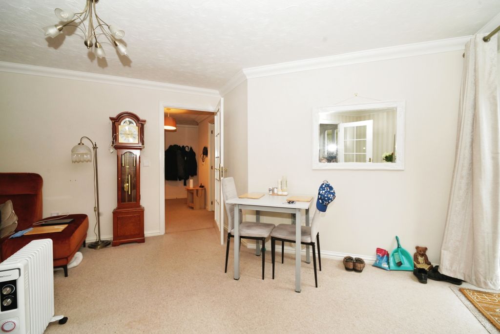 Additional image 8 of 1 bed flat for saleHighfield Lane, Southampton, Hampshire SO17
