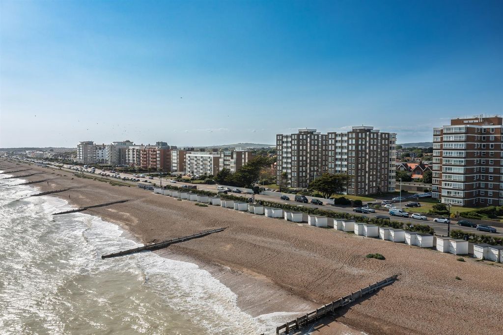 Additional image 14 of 3 bed flat for saleSeabright, Worthing BN11