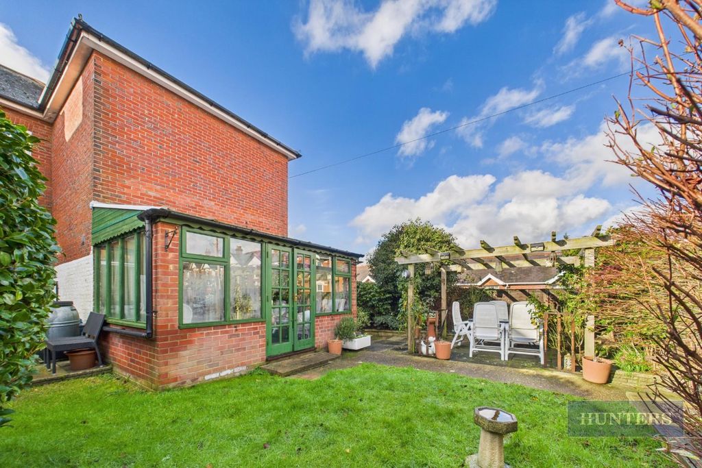 Additional image 21 of 4 bed semi-detached house for saleSt. James Road, Southampton SO15