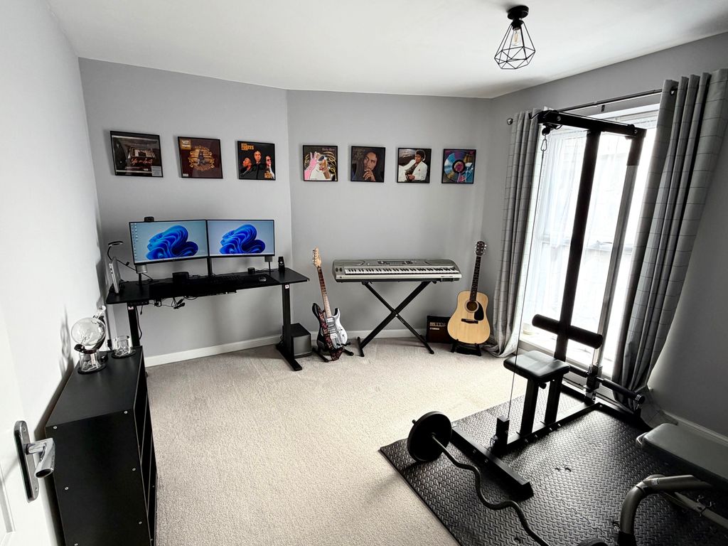 Additional image 11 of 2 bed flat for saleTay Road, Lubbesthorpe, Leicester LE19