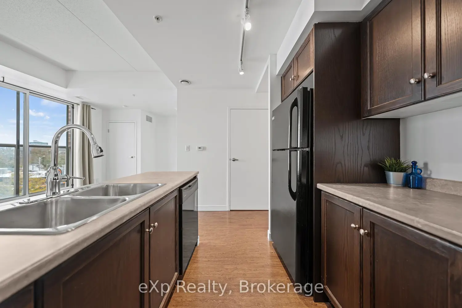 Additional image 8 of 5 Gordon Street 312