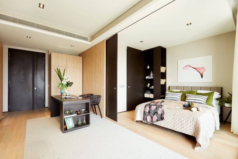 Additional image 37 of 33 Leonie Hill Road