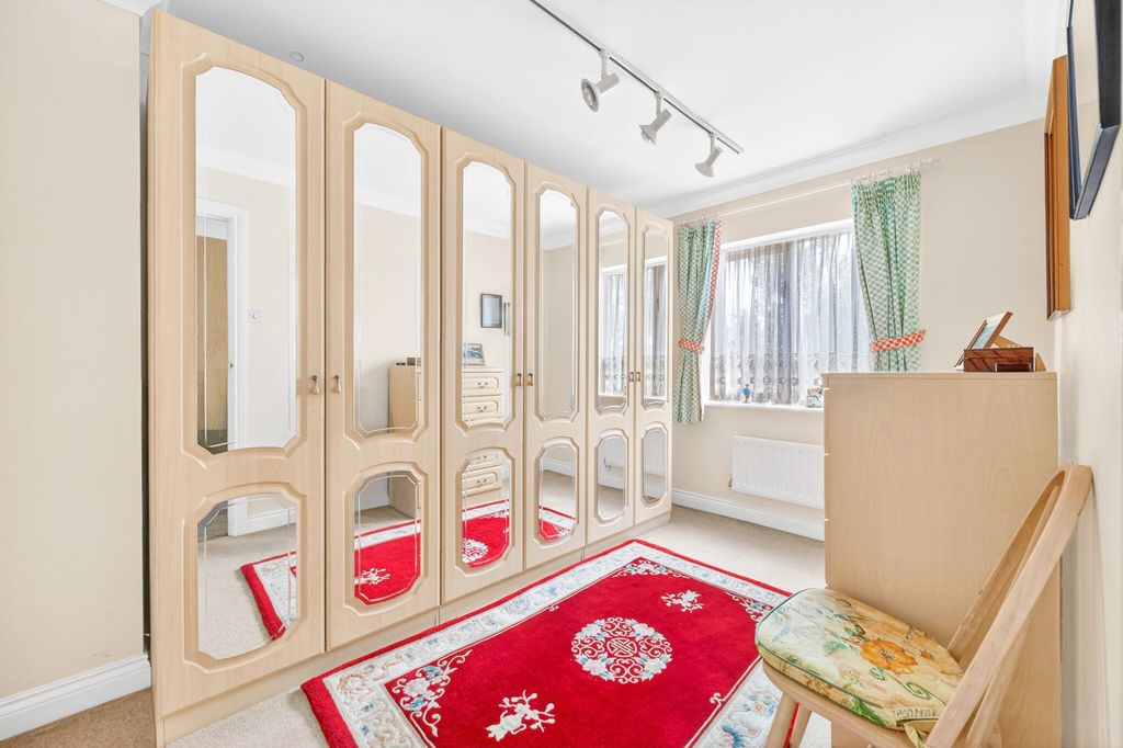 Additional image 23 of 5 bed detached house for saleCampion Gardens, Woodford Green IG8