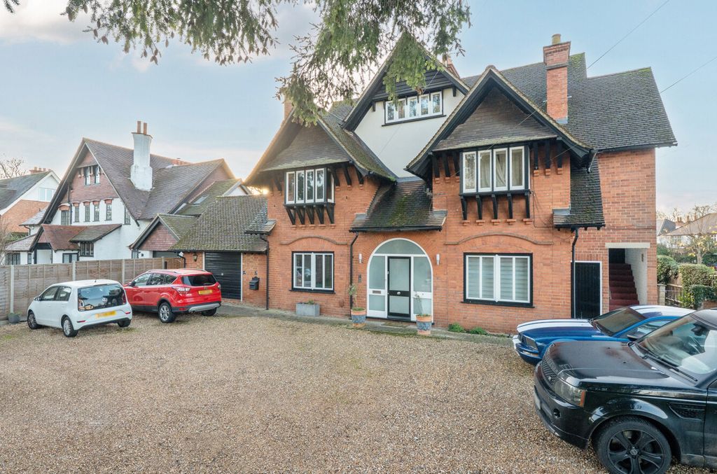 Additional image 22 of 2 bed maisonette for saleMurdoch Road, Wokingham, Berkshire RG40