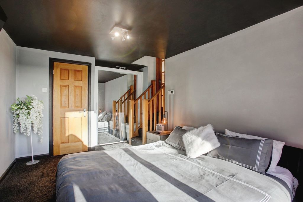 Additional image 10 of 5 bed detached house for saleTrajan Walk, Heddon-On-The-Wall, Newcastle Upon Tyne NE15