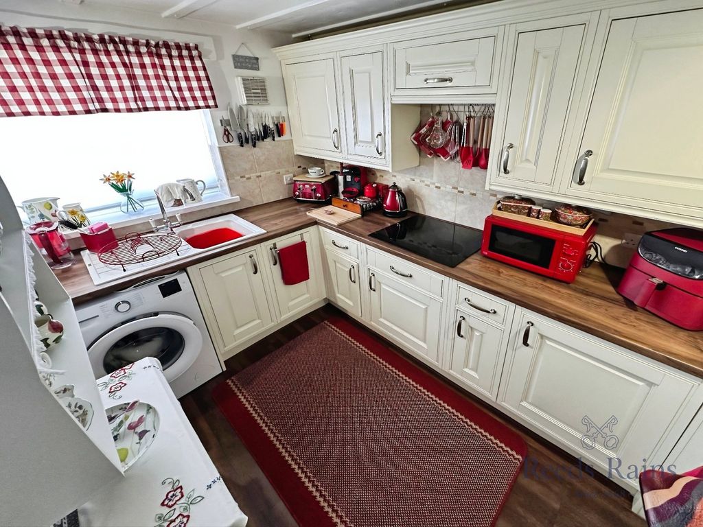 Additional image 5 of 1 bed flat for saleCrofters Court, Newcastle Under Lyme, Staffordshire ST5