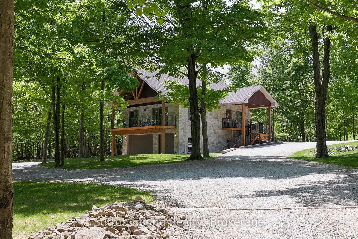 505556 Grey Road 1 Road