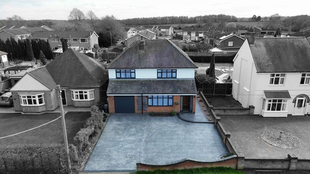 4 bed detached house for saleBarton Road, Barlestone CV13