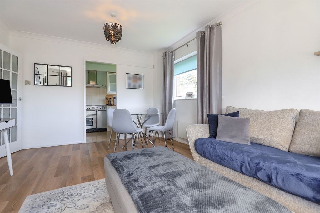 Additional image 4 of 2 bed flat for saleRegis Road, Wolverhampton WV6