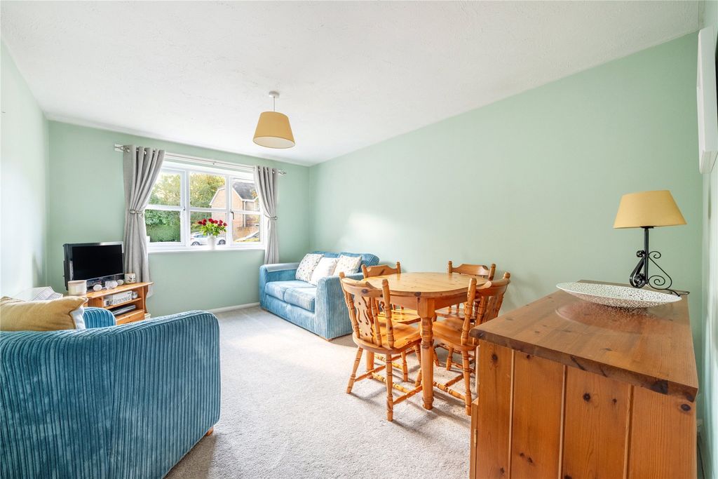 Additional image 2 of 1 bed flat for saleSt Johns, Woking, Surrey GU21